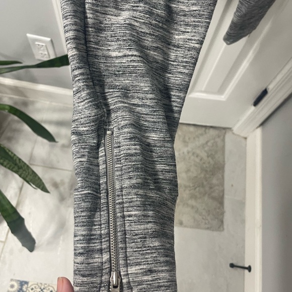 Pink by Victoria’s Secret sweatpants - Picture 2 of 3